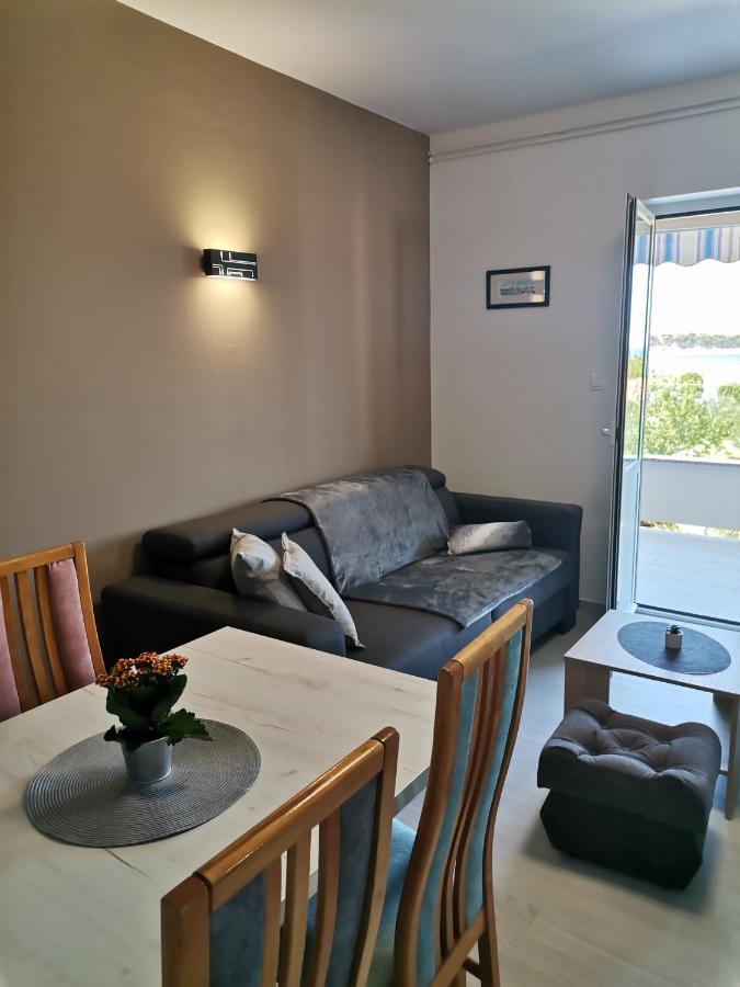 Apartments Vesela Banjol Extérieur photo